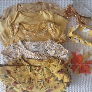 Bundle Carter's yellow Baby Girls clothes Size 9M